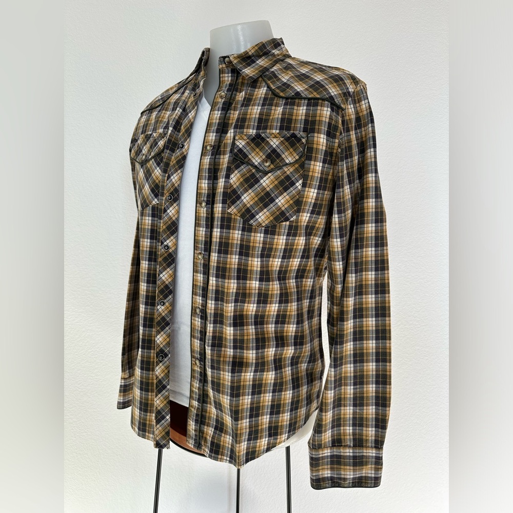 Guess collared button down plaid shirt